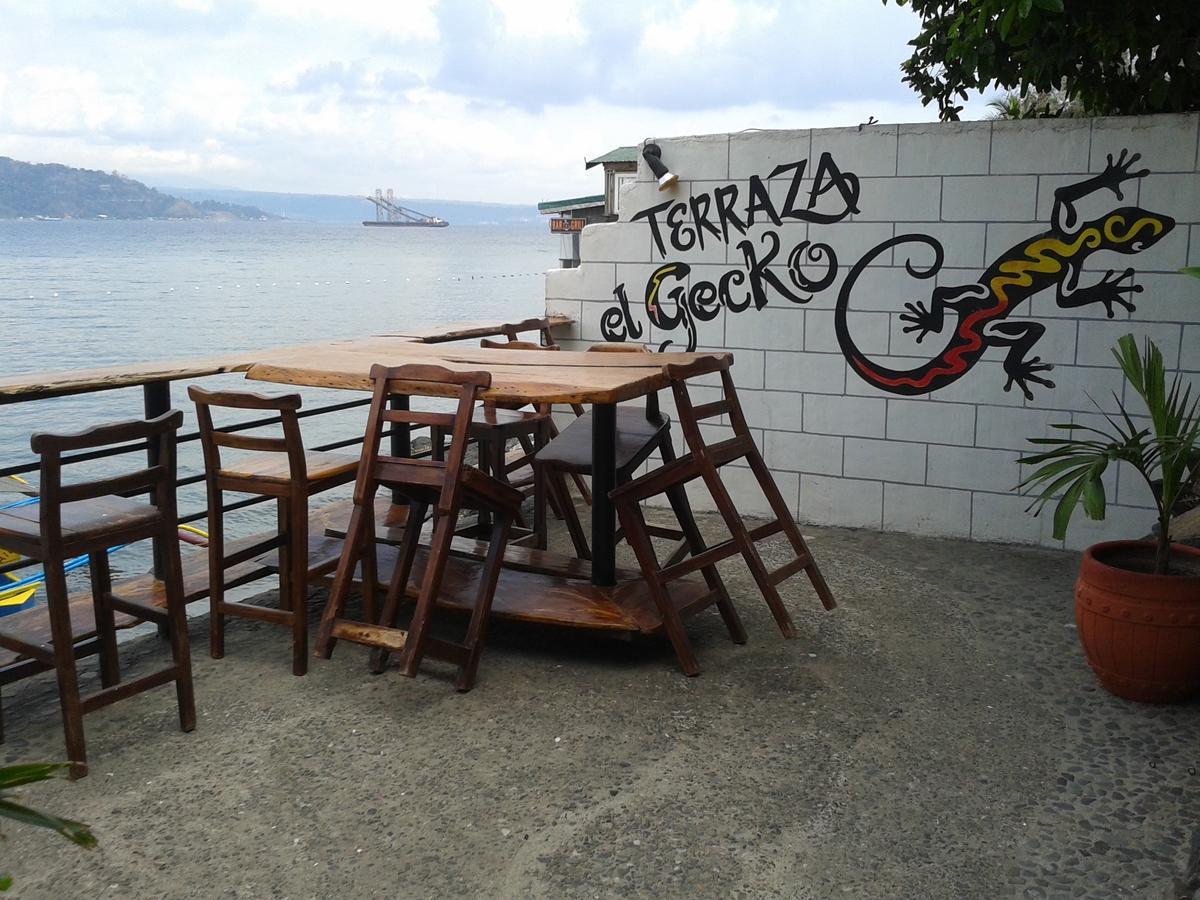 Harleys Hotel Olongapo Exterior foto